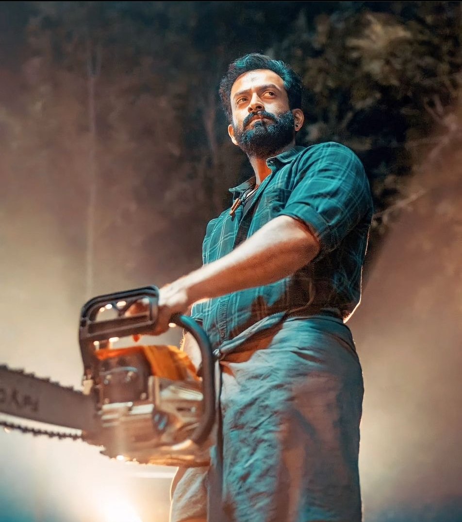 #Prithviraj's #VilayathBuddha is rumoured to restart shoot in July after completing shoot of #Empuraan/#L2. A 20 days long schedule for a fight sequence is only left to be completed.