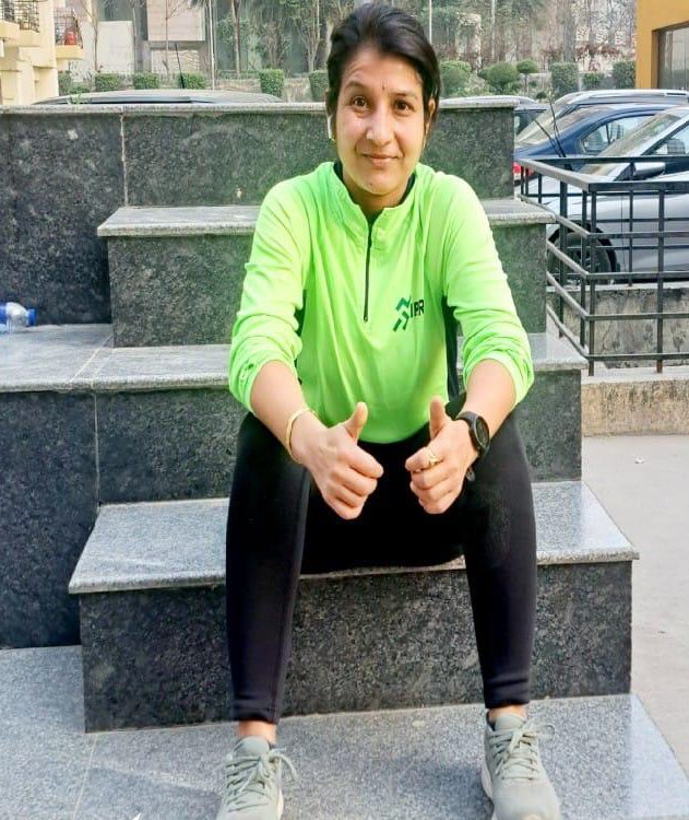 Really really unbelievable & tragic morning.we have lost our dear #Cyclist Preeti Gupta Near #AIIMS in a #RoadAccident hit by Pick Up van . driver has ran away seeing the body leaving his vehicle 🚗when will the #Cyclist be safe @nitin_gadkari @TimesNow @khurafatinitin @rjginnie