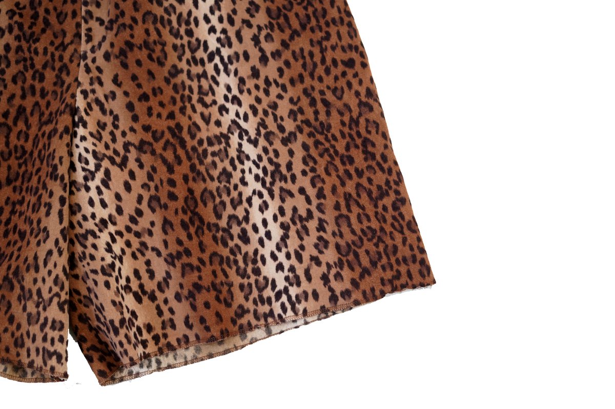 Lair_nara's tweet photo. RECOMMEND ITEM
vintage
leopard shorts

～ご質問ございましたら、DM、コメントでお願いいたします～ 通販もおこなってます～
Instagram→https://t.co/pgOSOEfpt1… …
HP→ https://t.co/JFoLvgJfPX
#奈良 #奈良古着屋 #nara #油阪 #刺繍 #アブラサカ #lair #レアー #古着屋 #奈良町 #ならまち https://t.co/qhK14LmdqQ