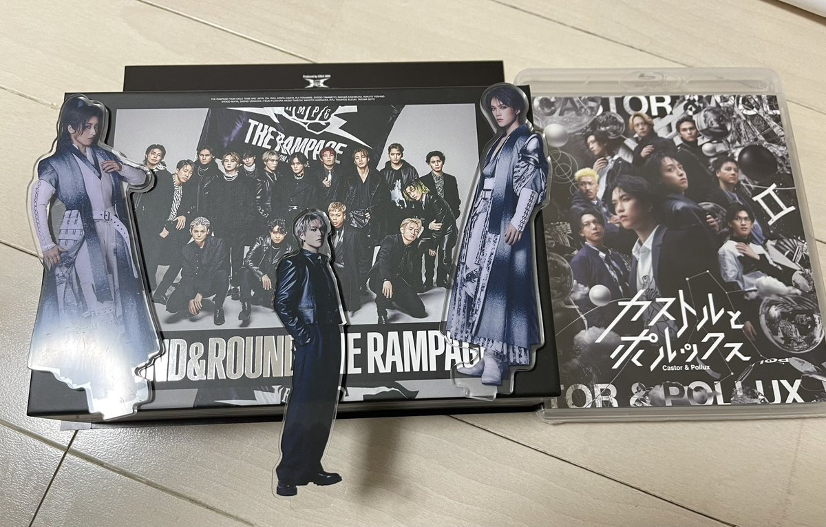 iklvs373's tweet photo. ( 🤞ᐛ )🤞ふぅー.ᐟ.ᐟ.ᐟ.ᐟ
いつの間にか手元にきてたライブBluRayを友宅で鑑賞中✨️
岩谷翔吾くんのダンスも好きだ😆キレッキレ✨️
もうみんなの顔わかるから各人の得意ジャンルダンス見るの楽しい✨️
 #THERAMPAGE 
 #ROUNDROUND https://t.co/XPsaUOVU2w