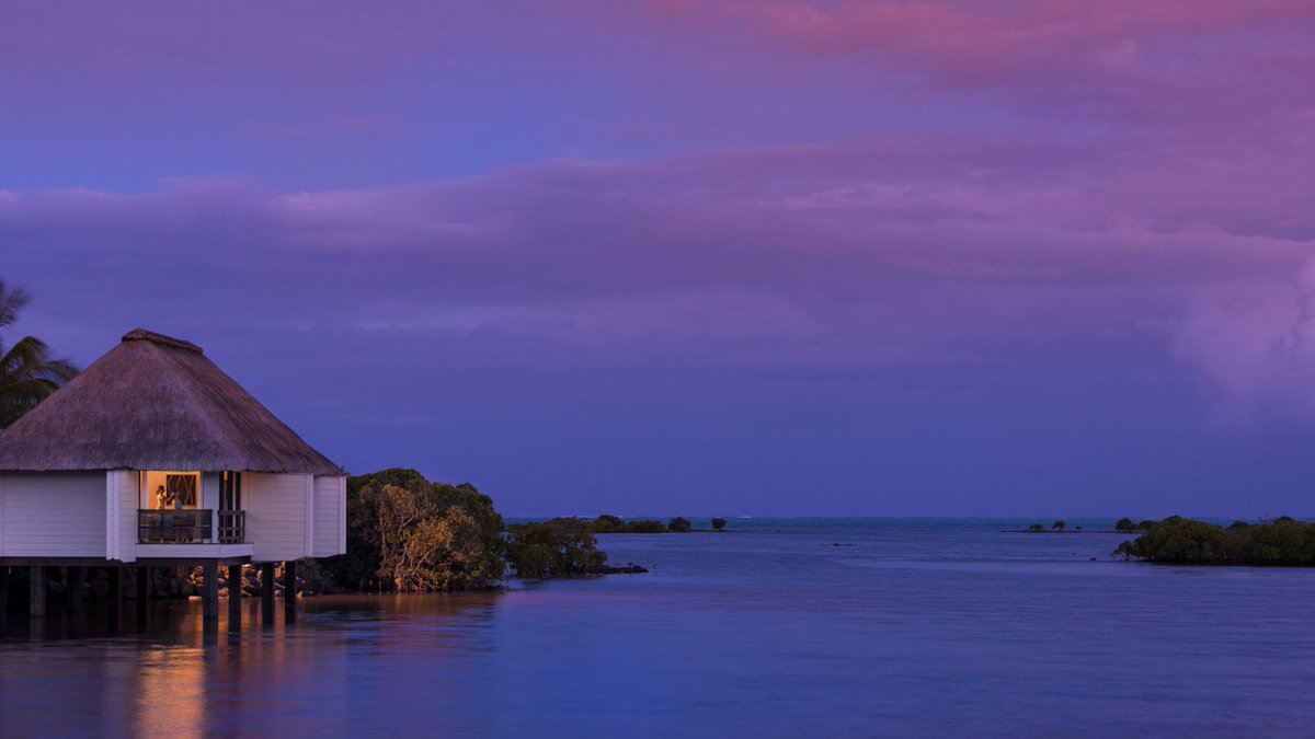 FSMauritius's tweet image. Revitalize your senses at our serene over-water spa, where bespoke treatments meet the tranquillity of the sea. 
#fsdesign #fsmauritius