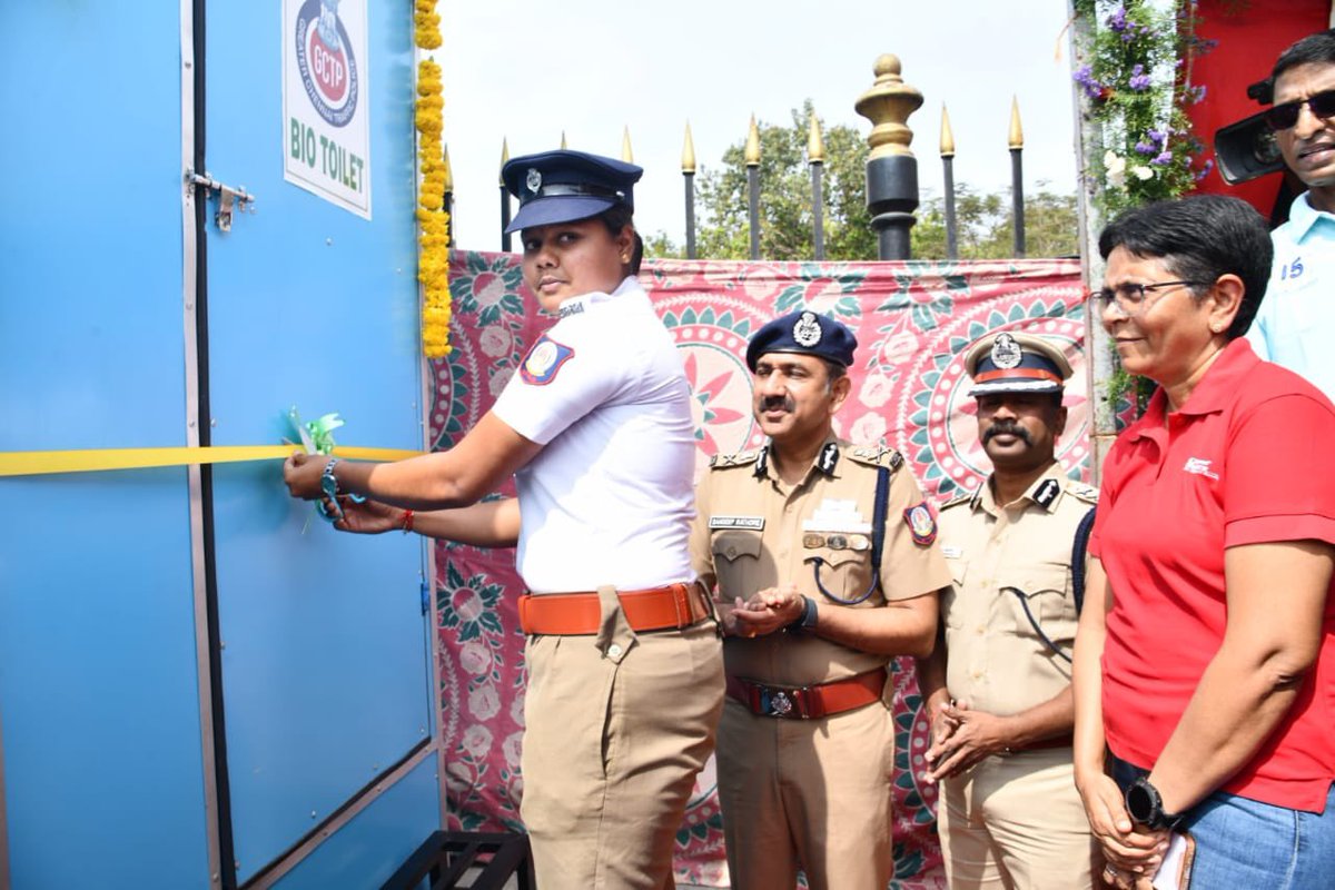 R_Sudhakar_Ips's tweet image. துணைநலம் ஆக்கம் த்ருஉம் வினைநலம் வேண்டிய எல்லாந் தரும். 

The efficacy of support will yield (only) wealth; the efficacy of action will yield all that is desired. 

Inauguration of #Biotoilets at five places for #Trafficpolice @ChennaiTraffic @chennaipolice_ @SandeepRRathore