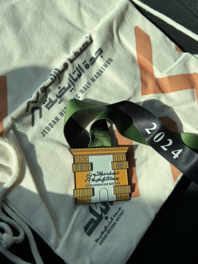 Sxudx's tweet photo. Not bad for first time 10k run, isn’t?
Half historic #JeddahMarathon https://t.co/UeCMdyOx2a