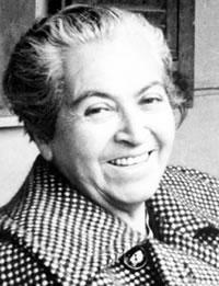 #PoemaDelDia: 7 de abril de 2024
DULZURA
En el 135.º aniversario del nacimiento de Gabriela Mistral (1889-1957) 🇨🇱 
poesi.as/gm240175.htm