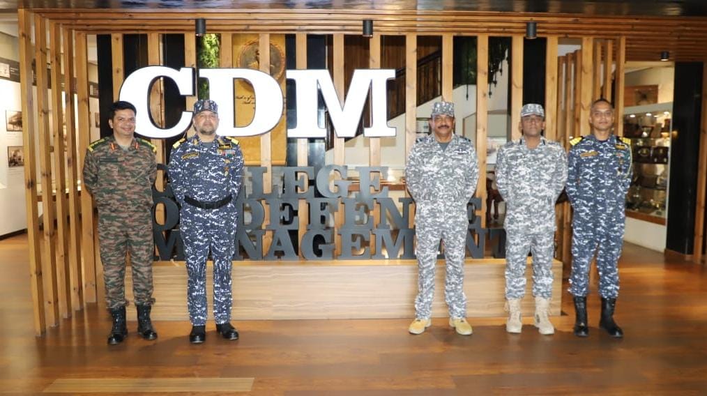 Air Mshl Saju Balakrishnan, CinC Andaman & Nicobar Command, highlighted ANC's strategic importance and exemplary tri-services integration at CDM IDS. Emphasized opportunities and challenges for #ANC in the #IOR, outlining a roadmap for the future. #MilitaryIntegration #Security