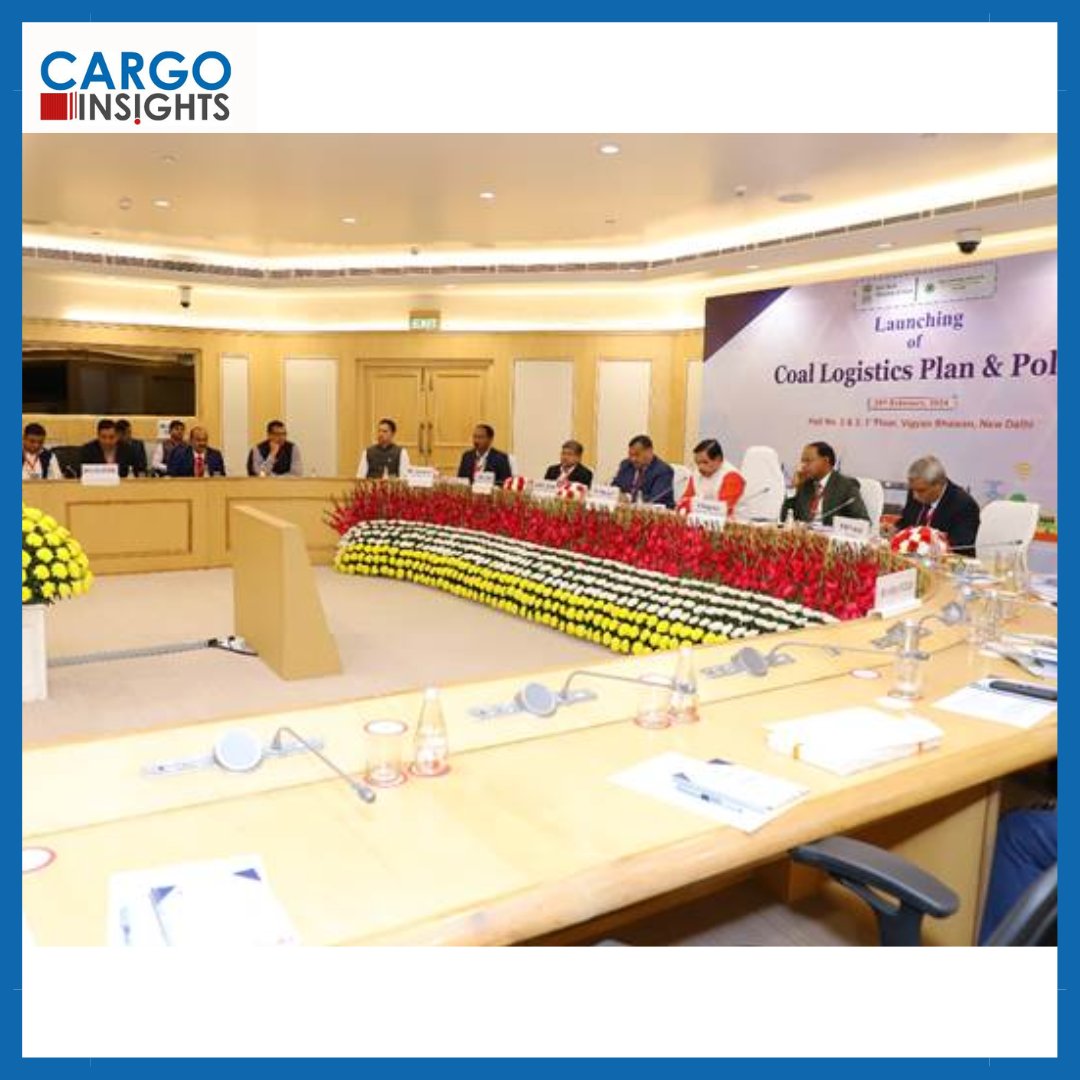 CargoInsights's tweet image. Minister Pralhad Joshi powers up India&apos;s coal game with the groundbreaking &apos;Coal Logistics Plan and Policy.&apos; 🔄💰 Cutting costs, boosting efficiency, and paving the way for a greener future! 🌍✨ Dive into the details: rb.gy/t4vw9i

#logistics #logisticspolicy