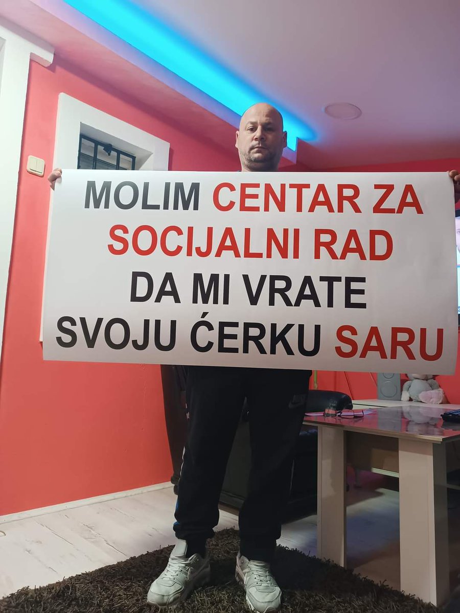 Dobro jutro dragi moji! Sve je počelo kada je socijalna služba počela da oduzima decu roditeljima,jer nemaju dovoljno prihoda za izdržavanje,a onda tu decu davala u hraniteljske porodice,kojima je plaćala tu uslugu!!! Sistem je truo! Ukrali su nam državu i živote.