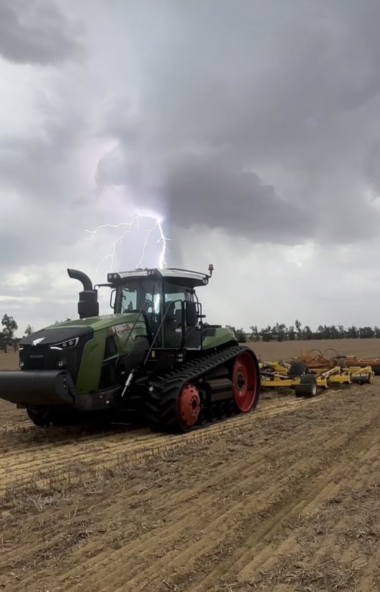 Robert Kathryn🇬🇧🇺🇸🇭🇲 tweet media