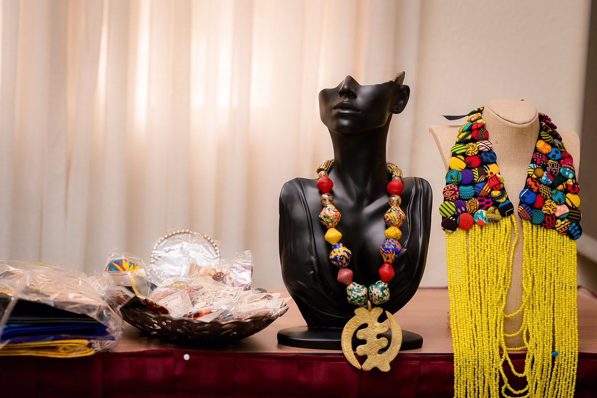 KosiYankeyAyeh's tweet image. Let&apos;s celebrate Ghana this month by supporting, investing, and promoting products made right here in our beloved country. Together, let&apos;s build a stronger economy and empower local businesses. Every purchase is a vote for Ghana&apos;s prosperity. #SupportMadeInGhana #InvestInGhanaq.