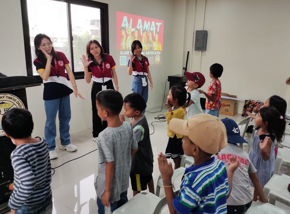 Magiliwgensan's tweet photo. When we collaborated with empowered women for a MAGILIW STORYTELLING Activity sa schoolchildren in a seaside kindergarten!

Sumayaw with kids gamit ALAMAT songs! 

@Official_ALAMAT
#GalingDITO #DITOWithALAMAT #ALAMAT https://t.co/ECrDD661Xf
