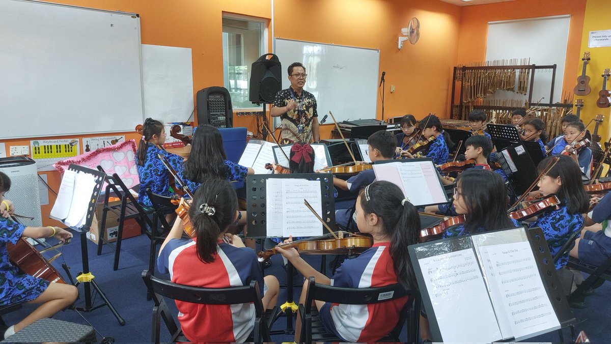 This process is carried out for 1 term starting with technical training to interpretation. Of course music education from an early age is very important for mental development including how they can play together in groups which is very helpful in character development <a href="/bsj_jkt/">British School Jakarta</a>
