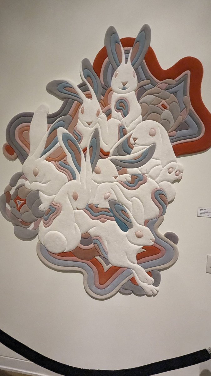 _bladeprincess's tweet image. I went to the Biennale 5 opening and it was AMAZINGG!!! The art is awesome 🥹🥹 #giantrobot