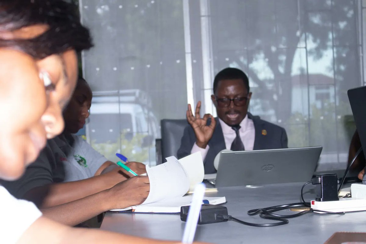 doorofhopetz's tweet image. #DoorofHopetz team and #SwissAid officers had a great opportunity to take eachother on areas of #WomenLeadership project execution from 2020-2023, the success and areas of improvements as we prepare for the #GenderProject phase 2.