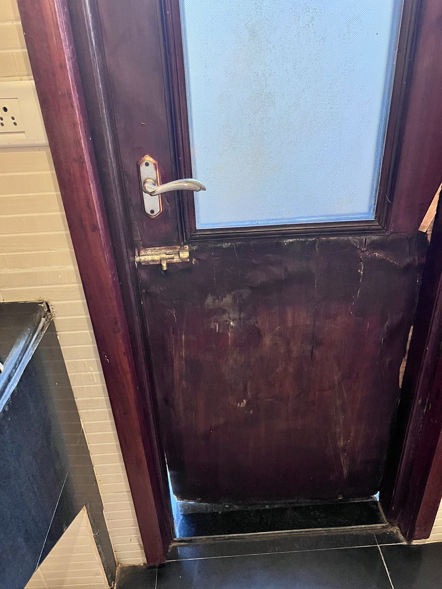 Prakkash's tweet photo. @anandmahindra 
My experience at Poovar Club Mahindra resort was extremely poor. A particular incident needs mention is that the soup placed in veg section was sea food soup. Washrooms in the lobby area was stinking. Need to save the property from decay. https://t.co/UxvRZqJpNH