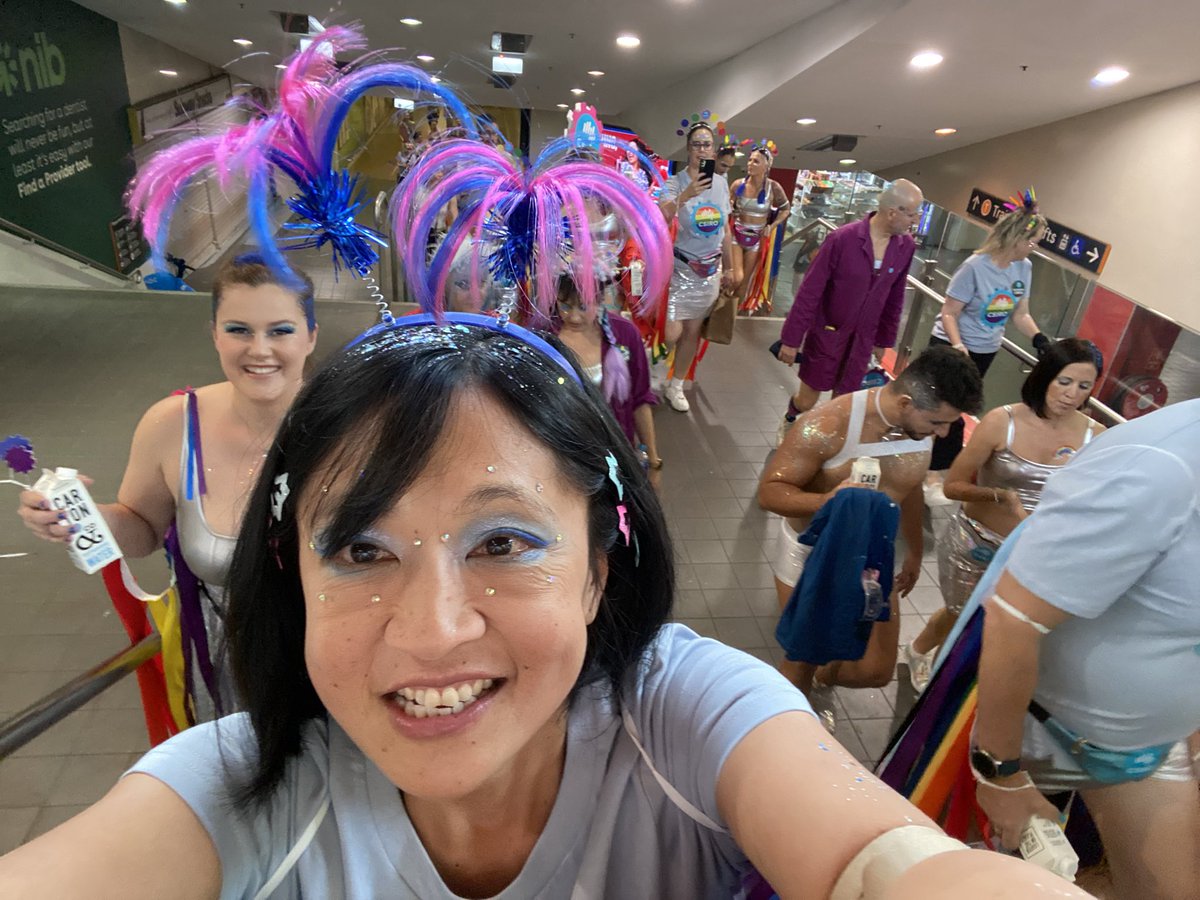 astro_minh's tweet photo. Not long now. #TeamCSIRO #CSIROPride @sydneymardigras https://t.co/HqIRuyvfP0