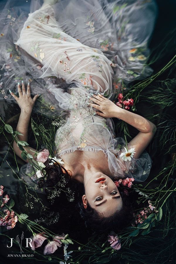Lemonnier31's tweet photo. Mon rêve de faire ce genre de photoshoot avec @weebitori 🦋 https://t.co/ZBkuAGf9kf