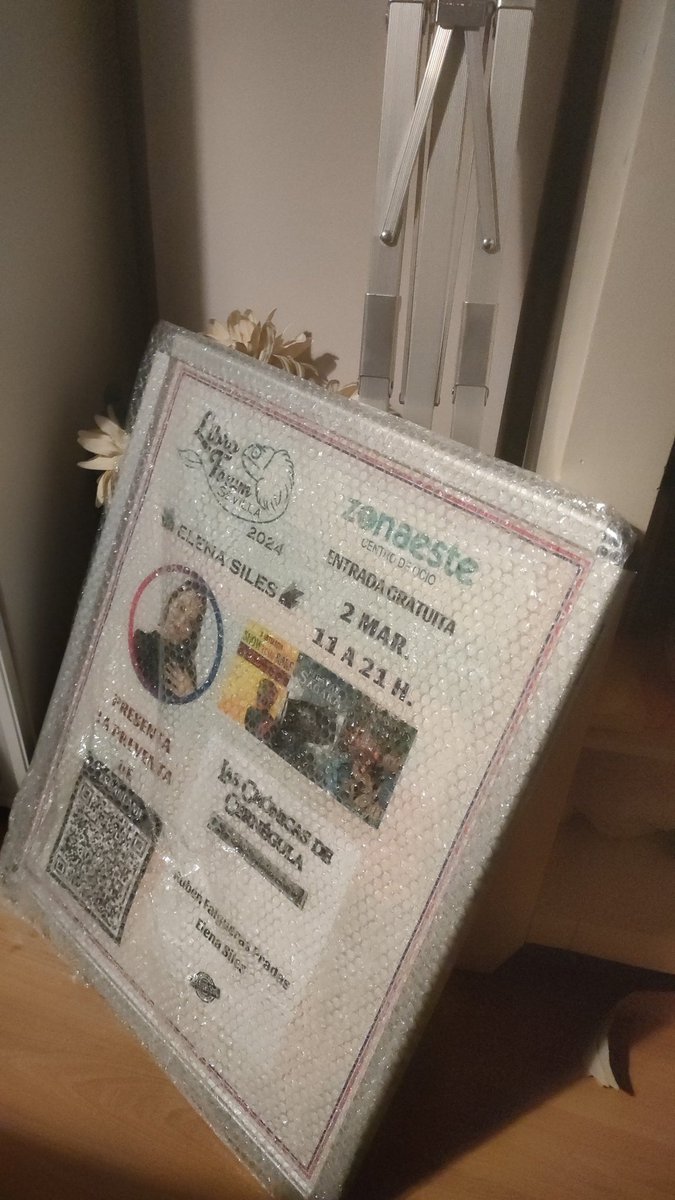 ElenaBSiles's tweet image. De camino al #LibroForumSevilla2024 !! organizado por @KmleonBooks