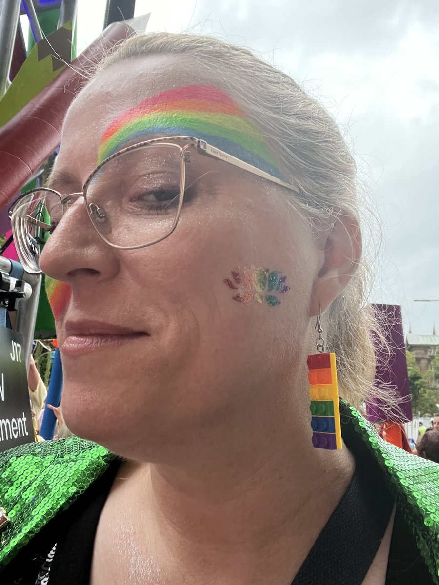 An amazing privilege to be here

#MardiGras
