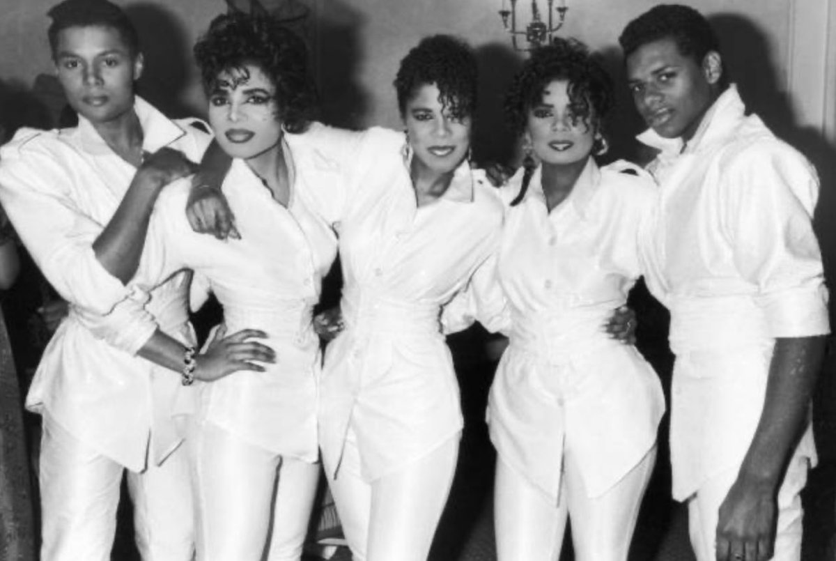 DeniecePearson's tweet photo. Five Star - Can't Wait Another
Minute (Live at The BRITs 1987) https://t.co/kD53I0eWs0
YVy8eL60qmw?si... via @YouTube
@DeniecePearson @TheDorisPearson @delpearson @BRITs
@StedPearson #lorrainepearson https://t.co/NGcTtpyVpZ