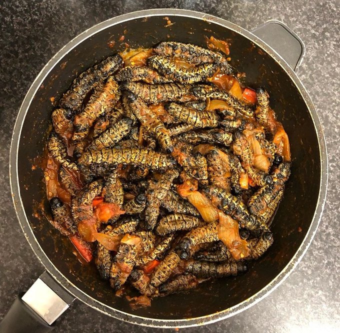 Munaka_Wamani's tweet photo. ๐: Pretoria East "Silverton"
๐:Nationwide courier
๐:0727624228 /0815724879
#Vendatwitter #VhuvhambadziDrive #DjSbu #MopaniWorms #GirlTalkZA #InCaseYouMissedIt #MaYeni #MosesTembe #UmkhokhaTheCurse #Ntandokazi #JusticeForAKA #Braam #JuliusMalema #Blood&Water ๐๐๐ https://t.co/1FZTIrAw6q