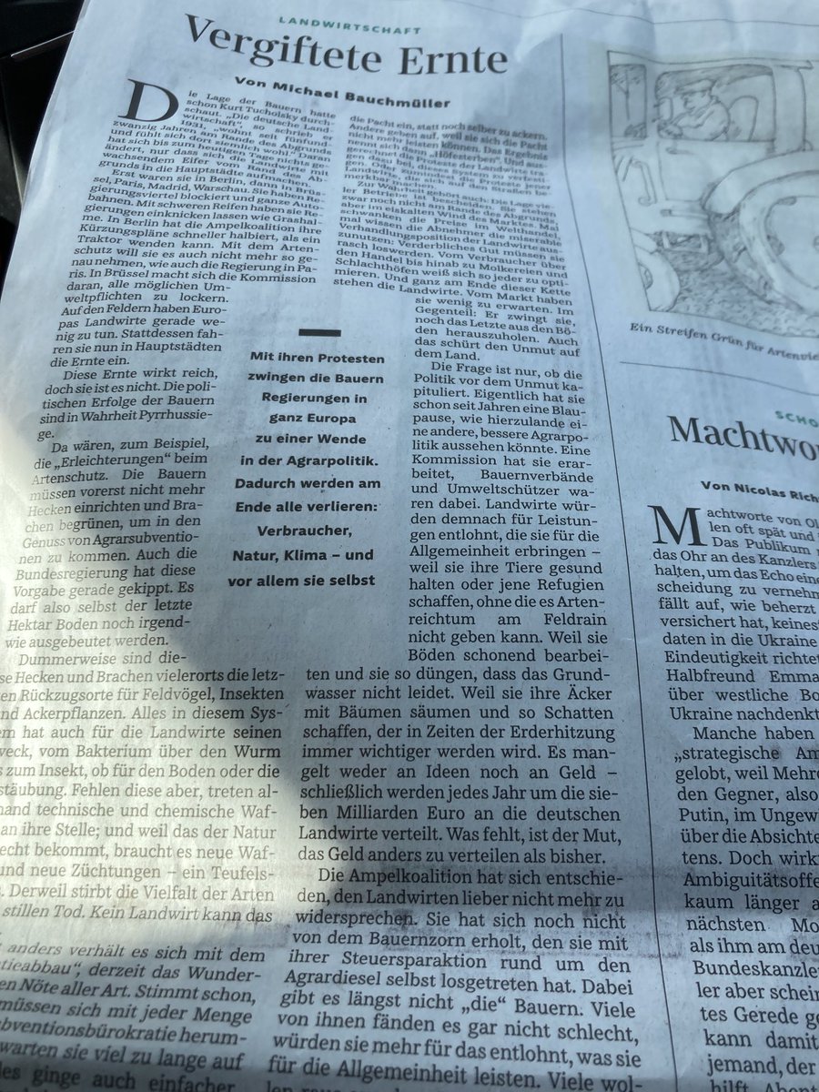 Timo Frasch (@timofrasch) on Twitter photo „Mit jedem Vogel, jedem Insekt und jeder Pflanze, die einer effizienteren Landwirtschaft Platz machen muss, verschwindet auch ein Teil ihrer ökonomischen Basis.“ Sehr guter und sehr bitterer Kommentar in der SZ über die Pyrrhussiege der Bauern „Mit jedem Vogel, jedem Insekt und jeder Pflanze, die einer effizienteren Landwirtschaft Platz machen muss, verschwindet auch ein Teil ihrer ökonomischen Basis.“ Sehr guter und sehr bitterer Kommentar in der SZ über die Pyrrhussiege der Bauern