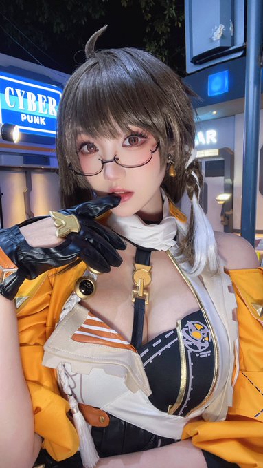 Twitterのコスプレ画像36