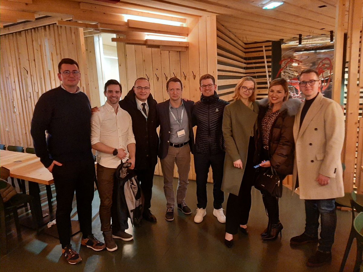 snezana87bar's tweet image. ESU-ESOU Masterclass on #nmibc24
A great opportunity to learn from the
European's best!🌍#esu #esou #eau
Many thanks to the course directors @joanfundi  @MarekBabjuk @paolo_gontero and to all the participants for the tricks and secrets they shared!🤓 and 🙏 for new friendships 🌏