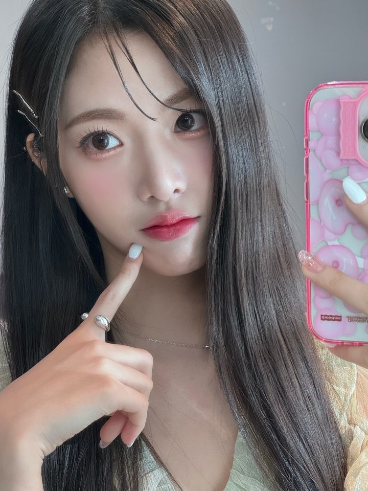 얼굴합 쩔지🤤🩷