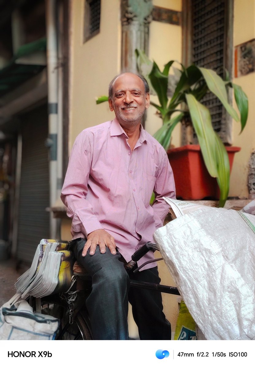 Portrait from the Old Ahmedabad Street 💫 captured on #HONORX9b

[Unedited photo directly from camera 📸] 

Shot on @explorehonor

#HONORX9b #UnlockYoureXtraPower #eXtraordinary #eXtraDurable #eXtraSleek
#portrait 

<a href="/MadhavSheth1/">Madhav Sheth</a> <a href="/you_r_shubham/">Shree Dutt Jha</a> <a href="/Honorglobal/">HONOR</a>