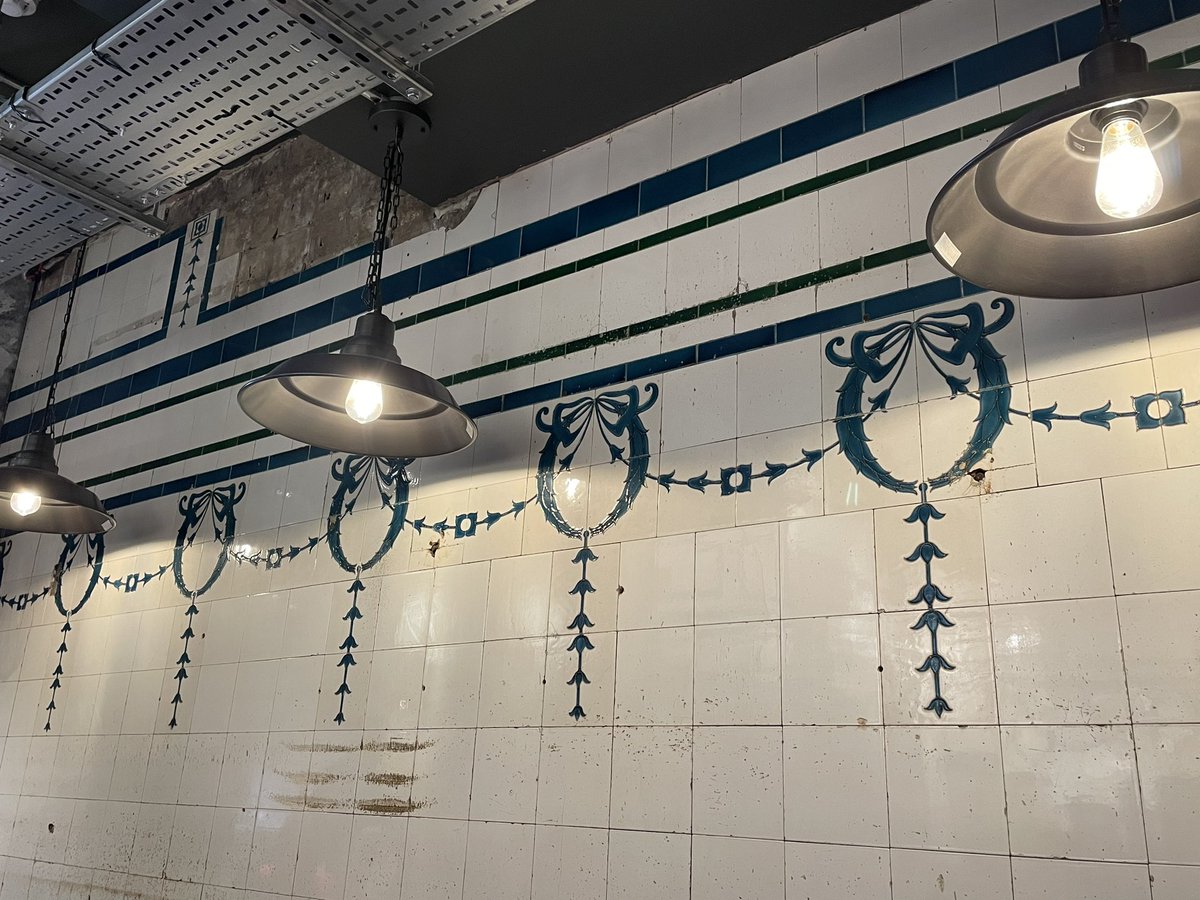 nickcurtis's tweet photo. Intrigued to see the same tiles in #RotiKing on Lower Marsh as in @youngvictheatre down the road on The Cut - were they both butcher’s shops? https://t.co/jSlwQFuo8E