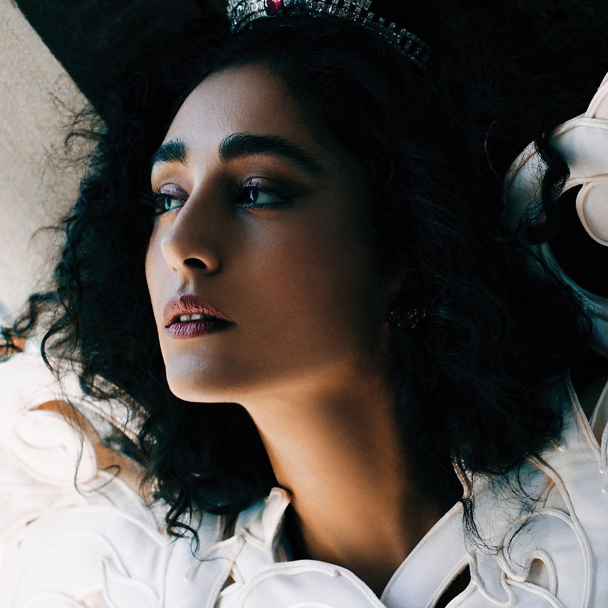 gfarahanionline's tweet photo. We have a new look here created by the very talented @aruadesign with photos of Golshifteh Farahani for Sorbet Magazine! Thank you so much, we love it! 🤍✨ https://t.co/jo10H661It