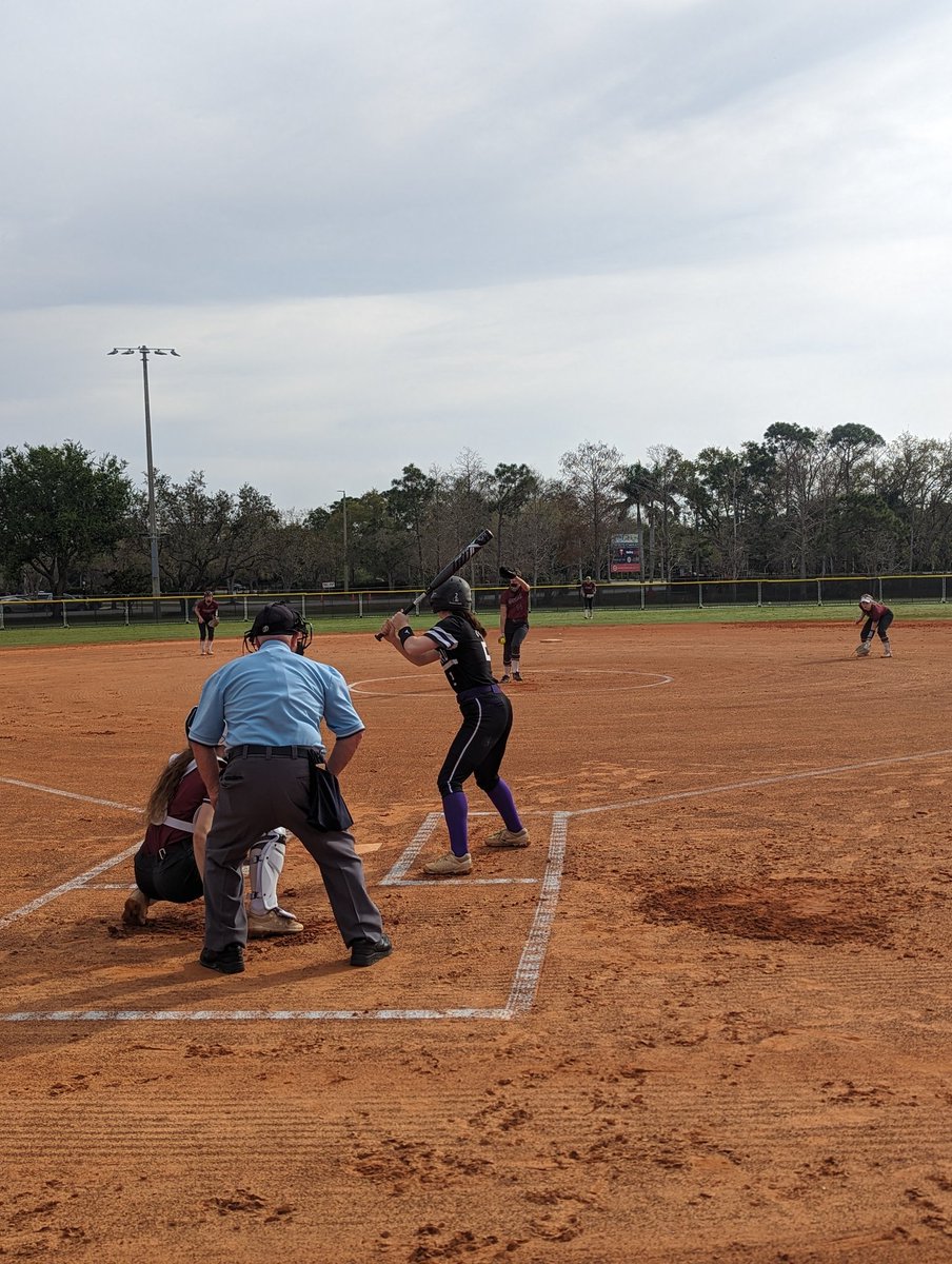 StanekWBB's tweet photo. Let the season begin for @regent_softball and first year head Coach @bartz_annaka https://t.co/R1k9jxRfiA