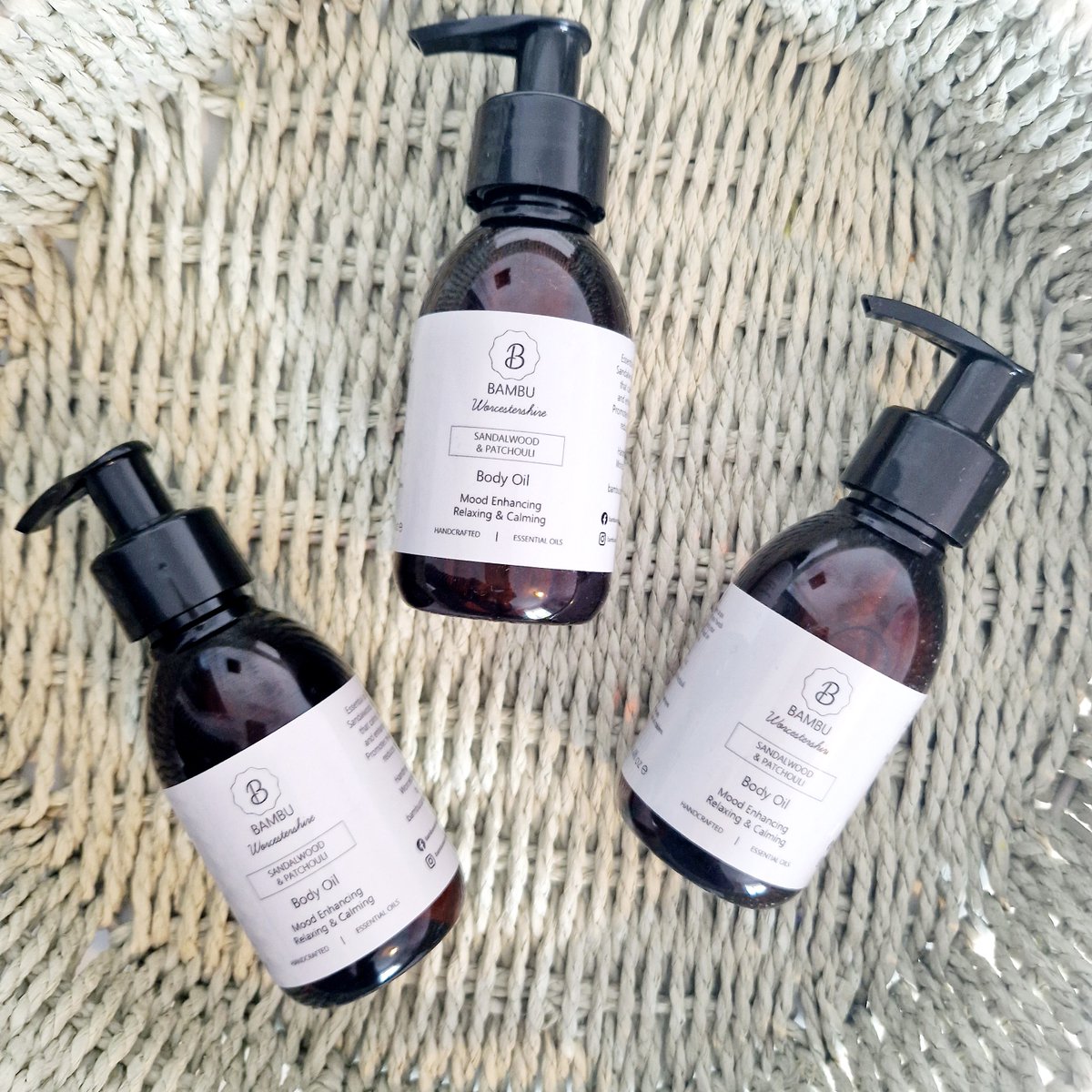 Sandalwood and Patchouli Body Oil – Massage Oil. Helps to relax & calm the mind & enhance the mood. Also promotes relaxation & reduces stress on bambuworcestershire.co.uk/Sandalwood-Pat… #bodyoil #massageoil #bodycare #worcestershirehour #ukgiftam #ukgifthour #handmadehour #aromatherapy