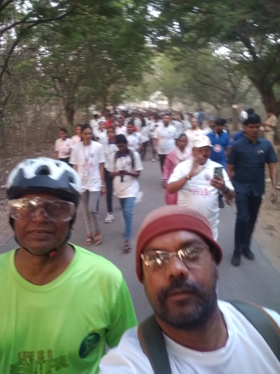 జి బాలకృష్ణ (Bk) tweet media