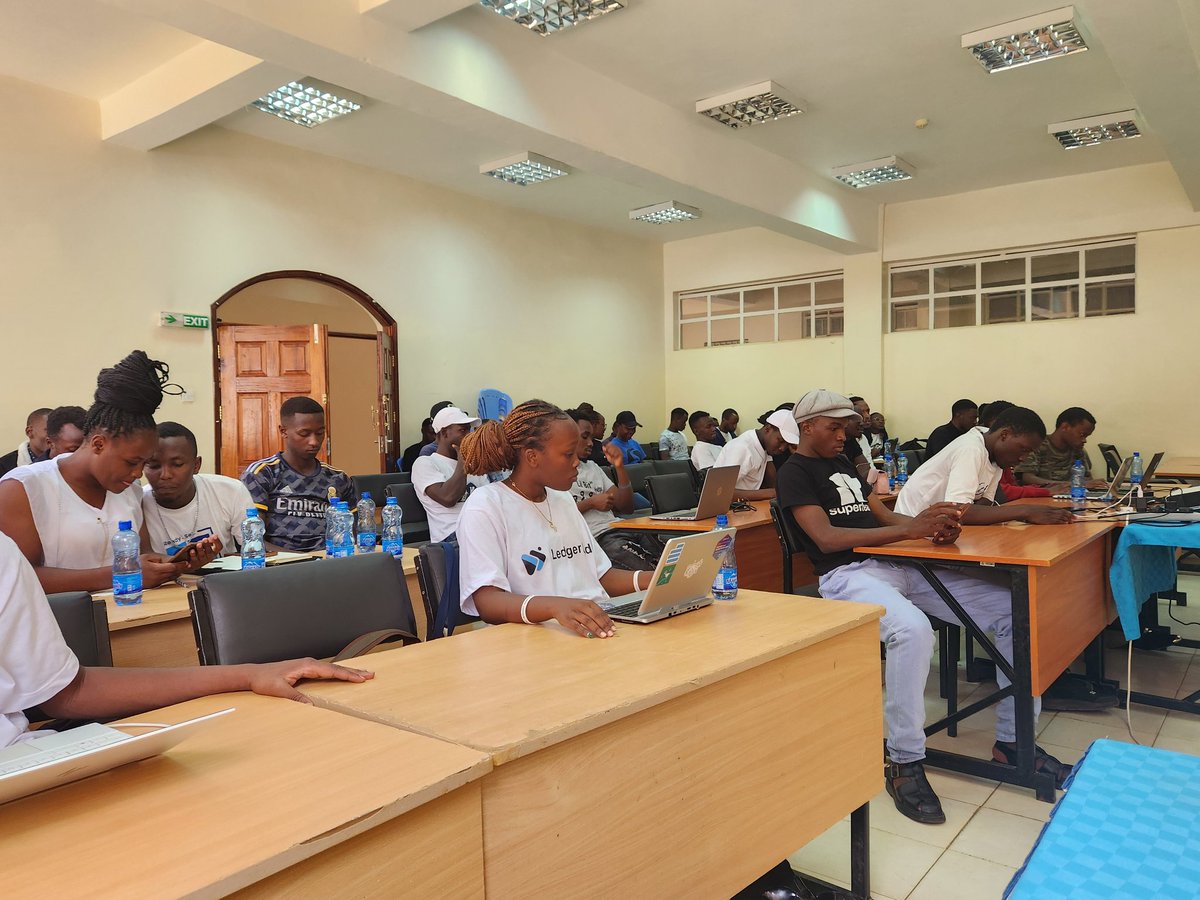 arbitrumke's tweet photo. #ArbitrumIdeathon at Kenyatta University! talented innovators are converging to push the boundaries of blockchain technology. Stay with us for groundbreaking ideas and collaborations that will redefine the future. #Arbitrum #KenyattaUni https://t.co/irnt0R24Vl