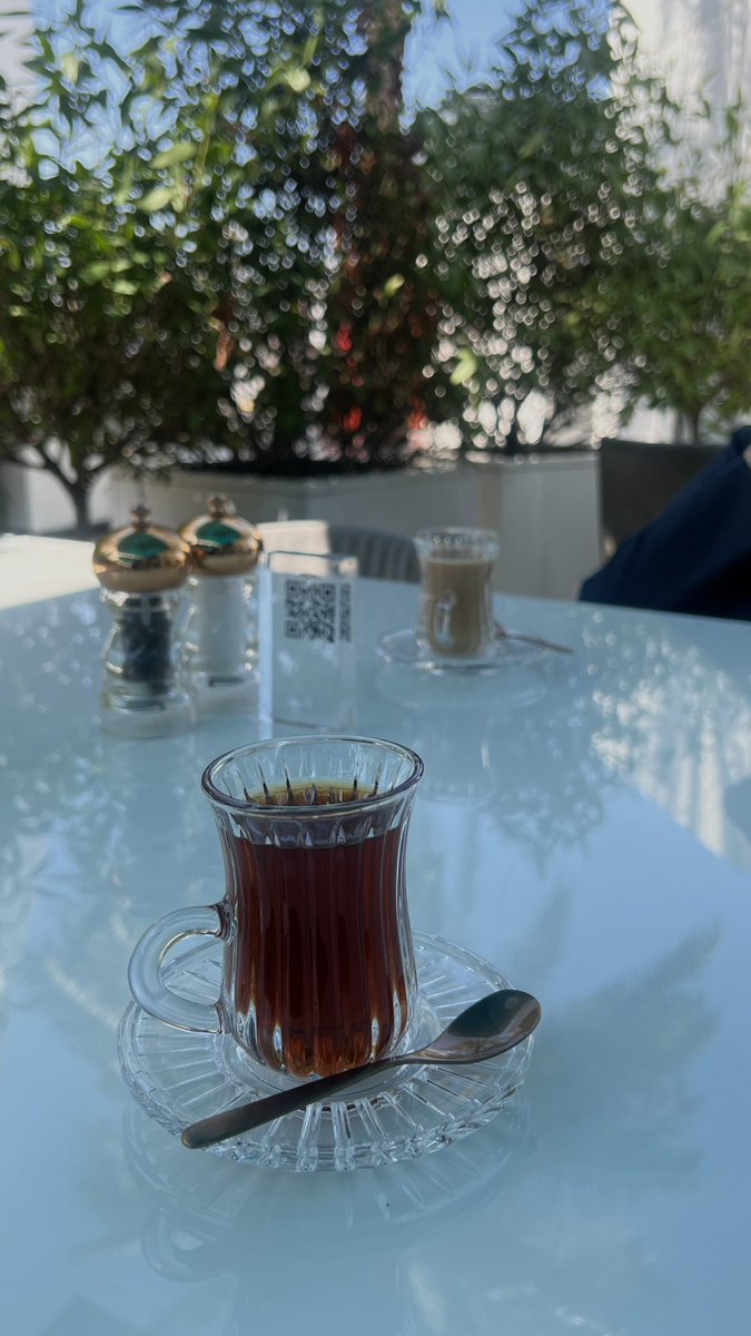 _wdkw's tweet photo. مِلاذ الانسان الرايـّق ، شّاي ☕️ https://t.co/81VyU896iM