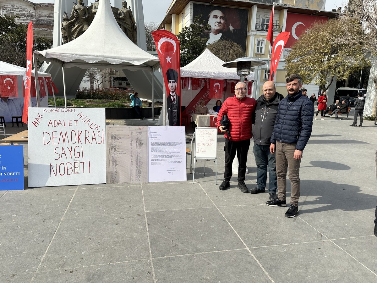 'Bugün 13. günü Demokrasiye saygı nöbetindeyim. Bakırköy ilçemizde Belediye Meclis Üyeliğinde Yapılan Ön seçimde 835 seçmen oyunu emanet etti, sıralamada 4. sırada çıktık ancak listelerde yer bulamadık. Direnişimde, seçmenin oyuna sahip çıkmak adına başlattığım “Açlık grevinin”