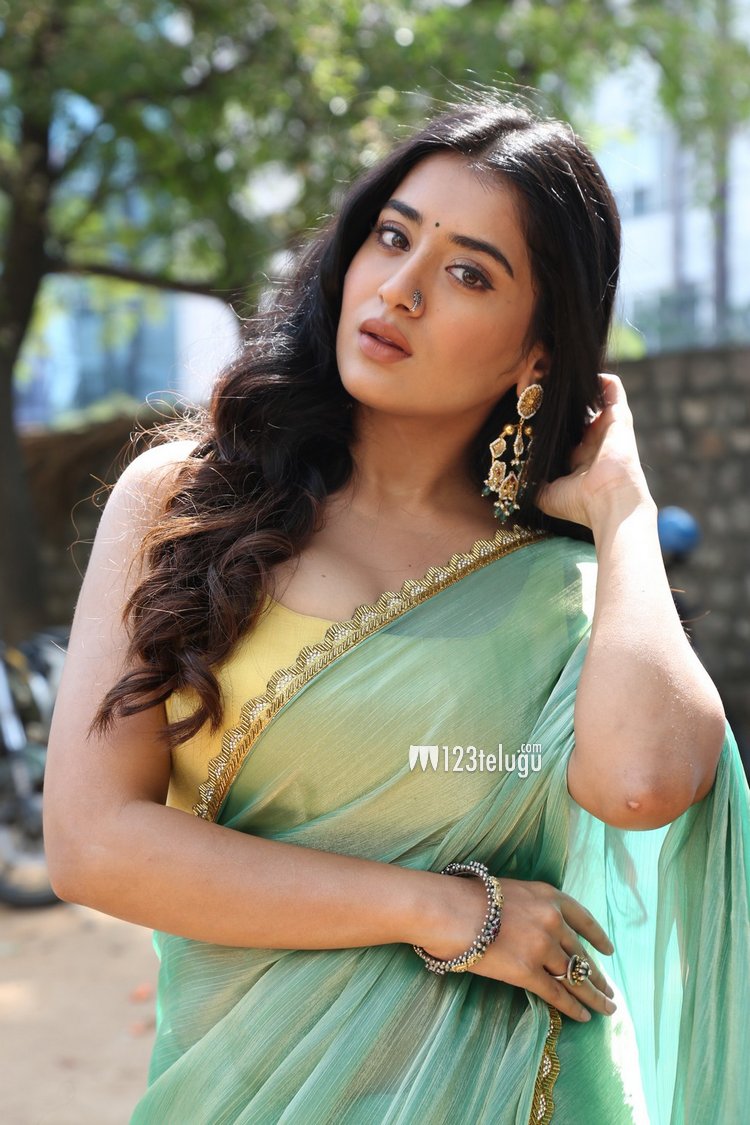 GHqHv3XbgAAG_wE?format=jpg&name=medium