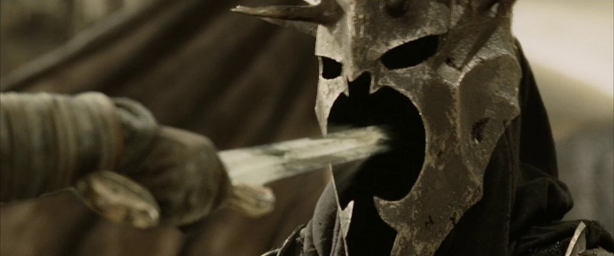 CuartaParedCine's tweet photo. —Tú, necio. Ningún hombre puede matarme. ¡Muere ahora!

—¡Yo no soy un hombre! https://t.co/uYhVkwJjMi