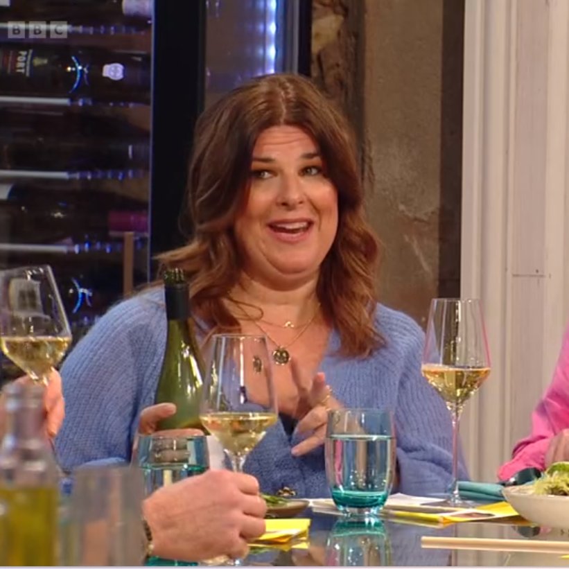 women_food_wifi's tweet photo. A great white burgundy has been chosen by @knackeredmutha to serve with @JackStein's poached salmon in court bouillon for his father @Rick_Stein for #RickSteinDay on #SaturdayKitchen @SaturdayKitchen https://t.co/tuZRctx2GV