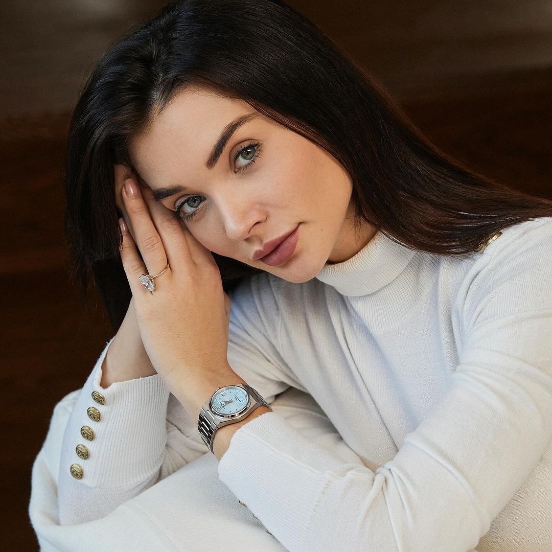 GHqJSRDawAA8cak?format=jpg&name=medium