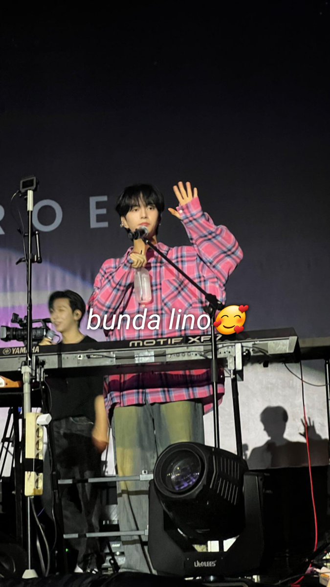 ODECHIEVE's tweet image. Ode at today&apos;s soundcheck 🥹💜
Cutie as always!