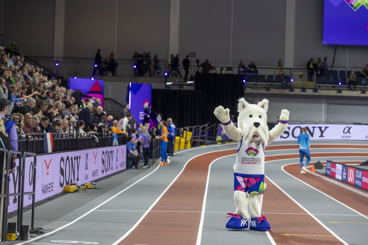 Have you met our mascot? Scottee, the official mascot for #WICGlasgow24, has been doing a great job of entertaining the crowds If you are heading to the Championships this weekend make sure to give him a high five & get a photo📸 #WhereGallusMeetsGreatness