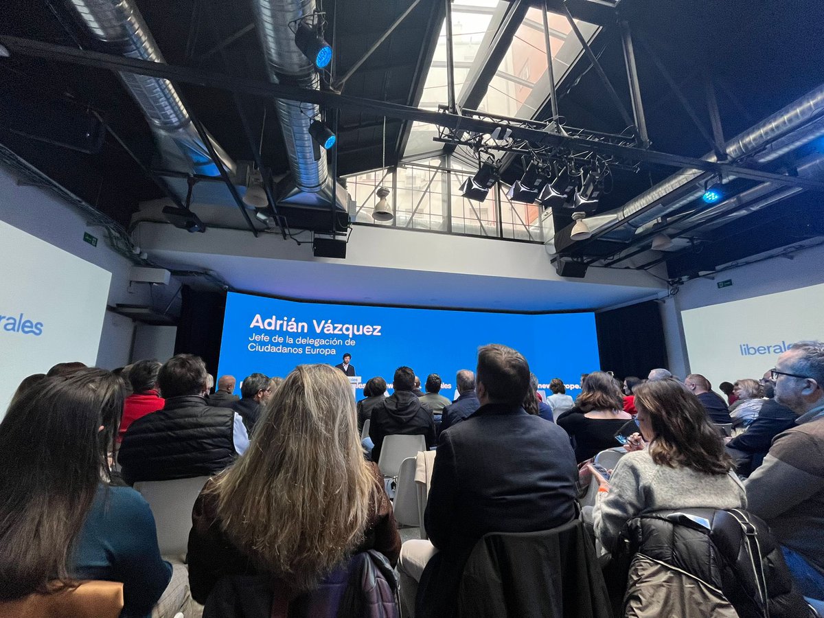 Comienza el acto 'Una visión liberal de Europa', 
por <a href="/RenewEurope/">Renew Europe</a>.
Síguelo en directo 
📲 youtube.com/embed/nPVTOroE…