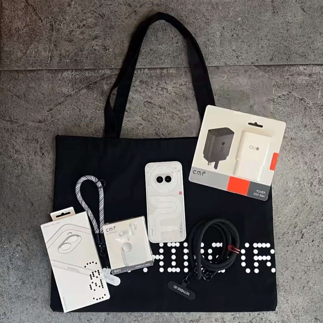 The official Nothing account in Arabia has published an image with what the pack would supposedly include for purchasing the first 100 phones (2a) in stores 👀

It seems very interesting to me 🥲