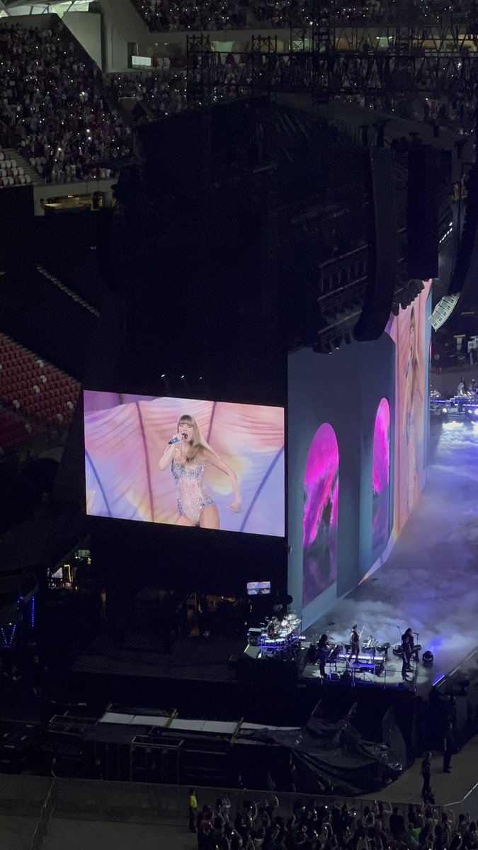 The Eras Tour Singapore tweet media