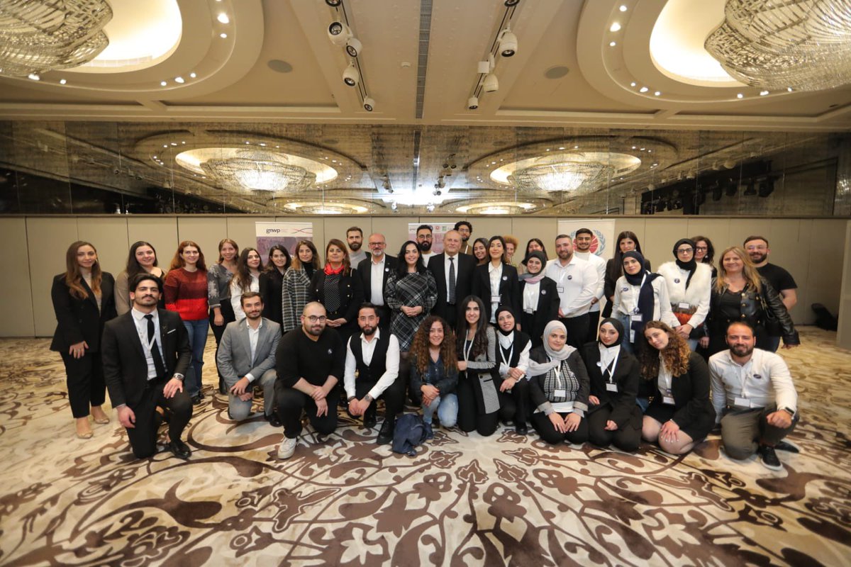Under the patronage of the Minister of Youth & Sports, GNWP, PPM & YW+L organized a High-Level Youth Forum 🇱🇧
The youth leaders successfully created a platform to communicate their advocacy priorities to key actors.
#YoungWomenLead @WomenPeaceSec
@CanadaFP #gnwp #PPM @ywllebanon
