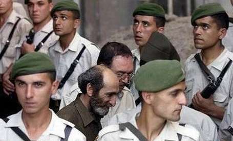 mykaya92's tweet photo. 2 Mart 1994'ten bu yana Türk devletinin aklı değişmedi. Bu siyasi darbeyi yapanlar ve o zihniyeti devam ettirenler mutlaka bir gün yargılanacaklar. Alçaksınız!
#2Mart1994 #DEP #DemP https://t.co/t1RWKnuWsS