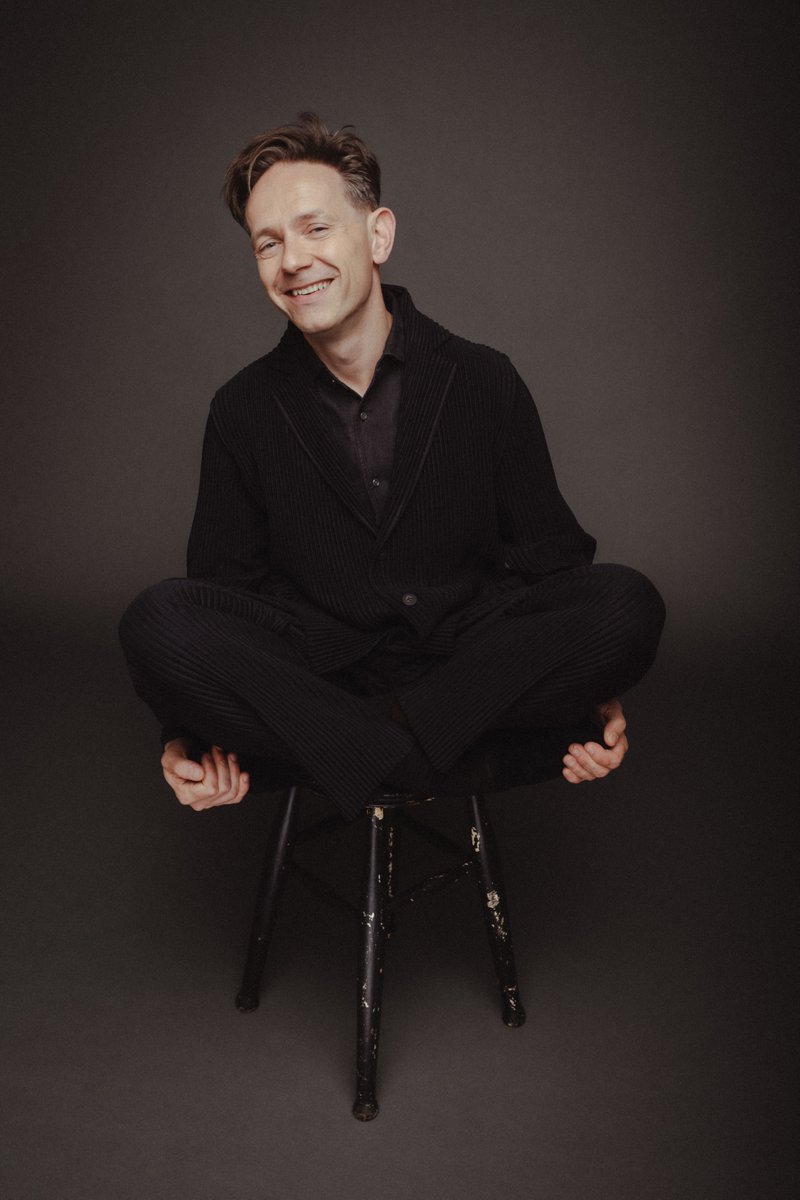 Askonas Holt (@askonasholt) on Twitter photo Tonight, <a href="/iestyn_davies/">π π πππ§πππ€</a> debuts at <a href="/TheAtlantaOpera/">The Atlanta Opera</a> singing Oberon in Britten's A Midsummer Night's Dream.
Performances until 10 March.
Full details here: buff.ly/3SZzcAD Tonight, <a href="/iestyn_davies/">π π πππ§πππ€</a> debuts at <a href="/TheAtlantaOpera/">The Atlanta Opera</a> singing Oberon in Britten's A Midsummer Night's Dream.
Performances until 10 March.
Full details here: buff.ly/3SZzcAD