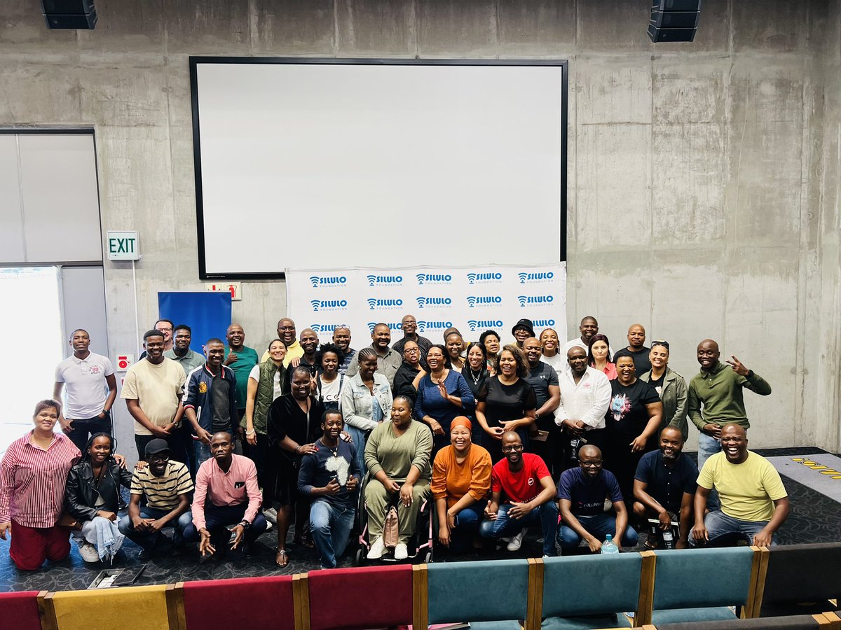 LuvuyoRani's tweet image. Amazing session with our speakers today at the Silulo Foundation Cohort 3 -Bootcamp 4!!! 🤩🥳

Everyone came in numbers to engage in this insightful discussion. Looking forward to more engagements with the entrepreneurs🤝🤩

#silulofoundation
#buildingthefuturetogether